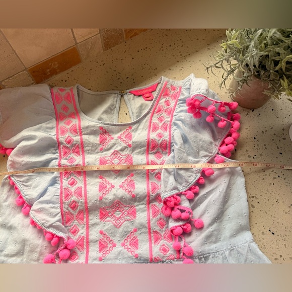 Lilly Embroidered Women's Top - Picture 3 of 7